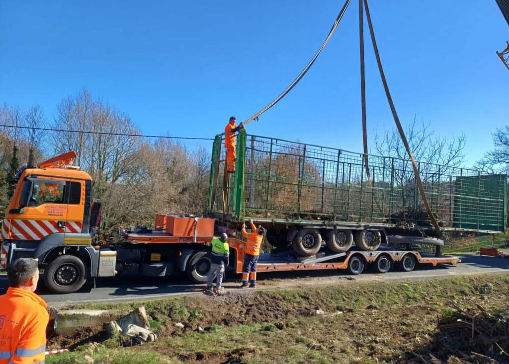 Especialistas en el traslado de mercancías pesadas en Ourense