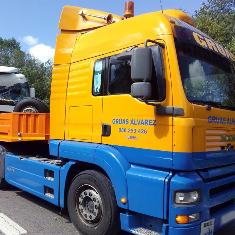 Servicio de grúas y asistencia en carretera en Ourense