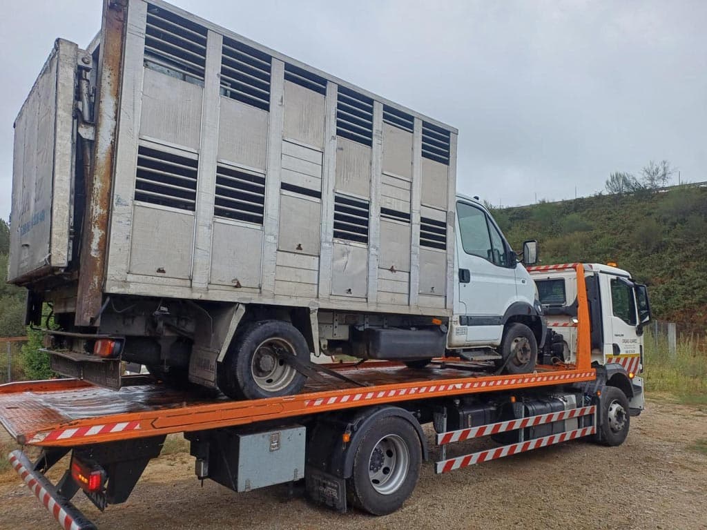 Algunos de nuestros servicios de grúa en Ourense